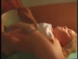Młody pustak: darmowe pornhub młody seks klips film ef