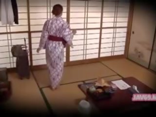 Krásne príťažlivé japonské naivka jebanie