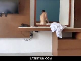 Latincum&period;com - латински хотел работник юношески прецака от голямо парче латино octavio
